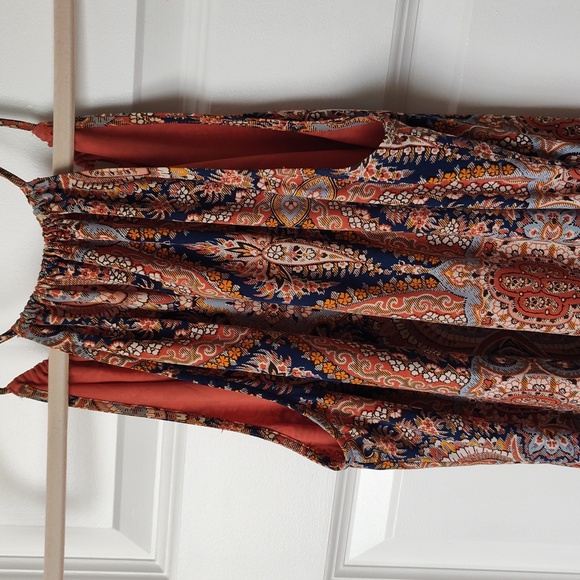 Maxi length dress - Picture 3 of 4